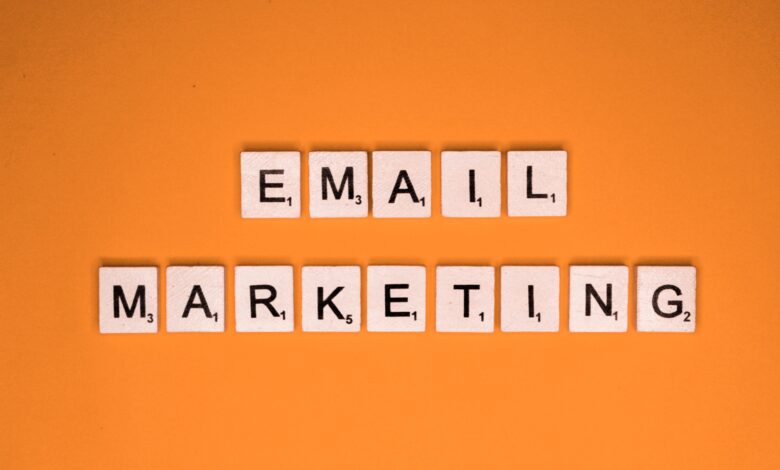 Pros and Cons of email marketing