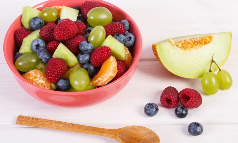 fruit-salad-in-bowl-healthy-nutrition