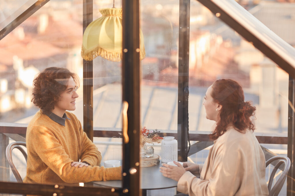 Romantic date in cafe