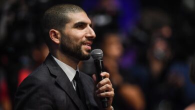 Photo of Ariel Helwani opens up on ESPN exit, relationship with UFC’s Dana White: ‘He raised hell to try to stop me’