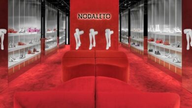 Photo of Space-age design informs Nodaleto shoe store by Rafael de Cárdenas