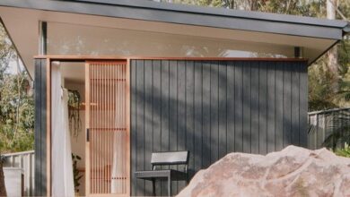 Photo of Compact garden studio nestles among trees in New South Wales