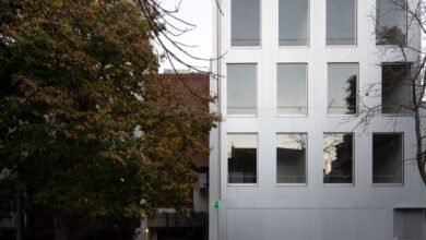 Photo of Campanini and Sposito build aluminum apartments in Buenos Aires