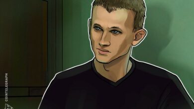 Photo of Vitalik Buterin voices concerns over DAOs approving ETH staking pool operators