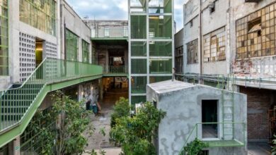 Photo of Productora converts Mexico City textile factory into artist spaces