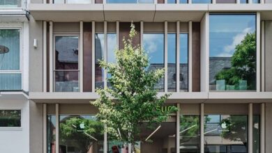 Photo of German townhouse preserved with precast Rieder concrete facade