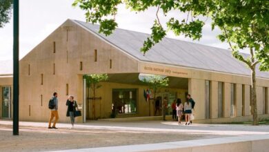 Photo of Ateliers O-S and NAS Architecture create Samuel Paty School in Béziers